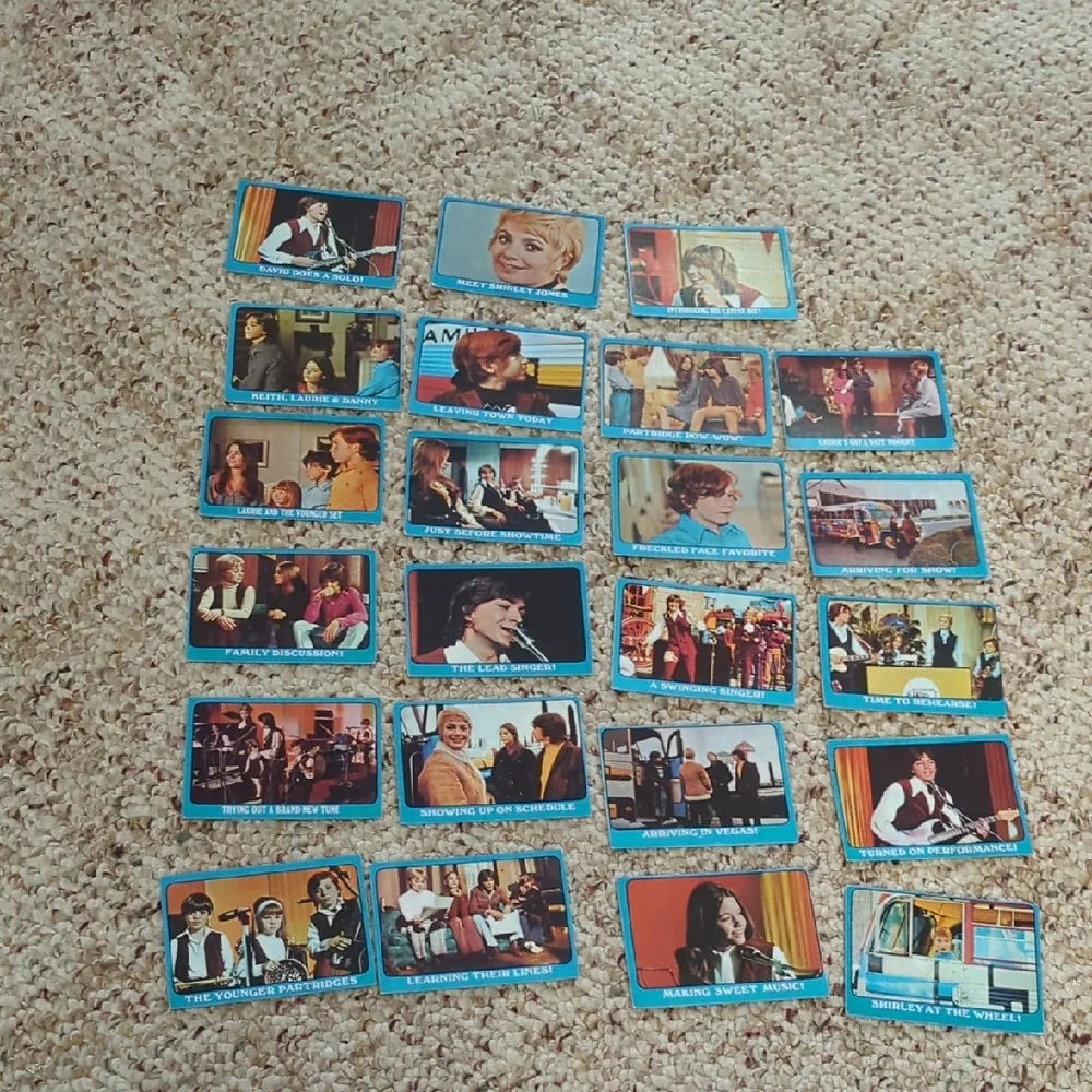 1971 Topps The Partridge Family Blue Framed Trading Cards Lot of 45 Missing 10 - Picture 8 of 16